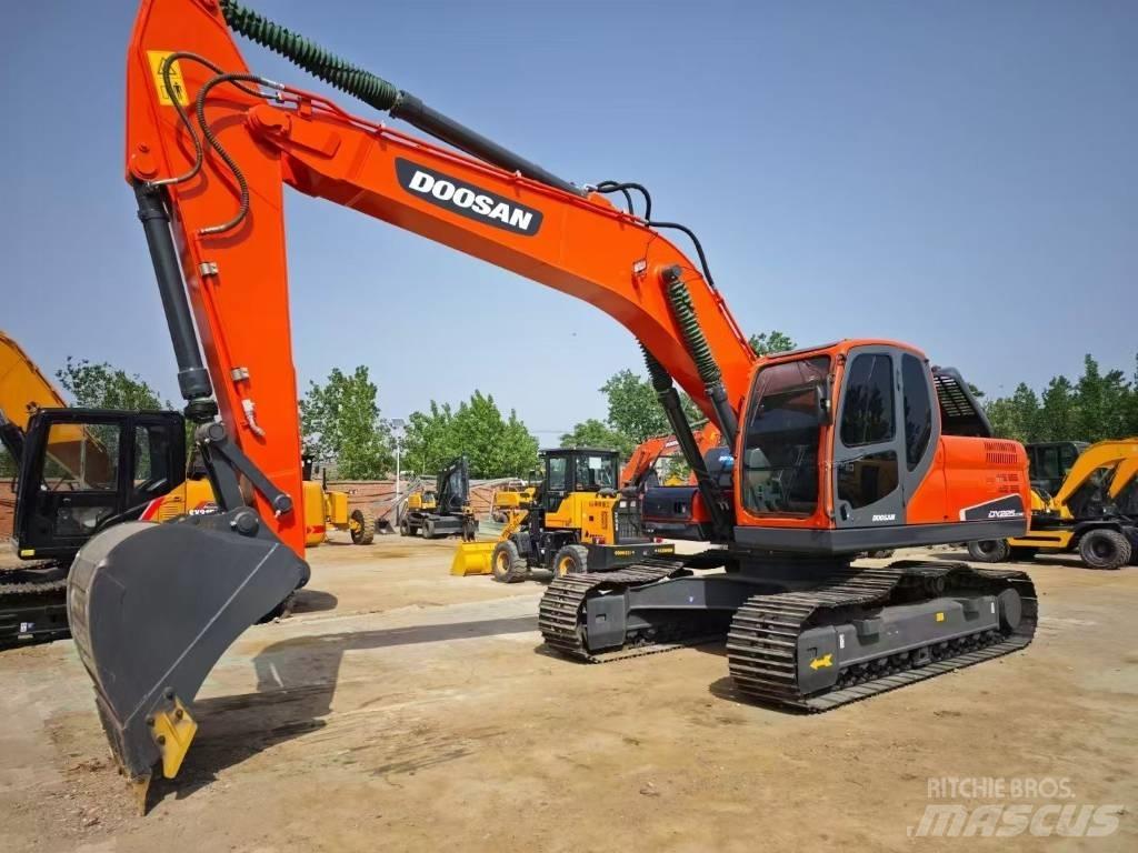 Doosan DX 225 LC Bageri gusjeničari