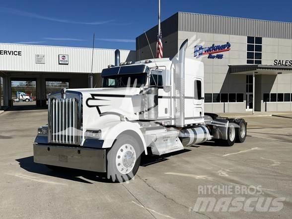 Kenworth W900 Traktorske jedinice
