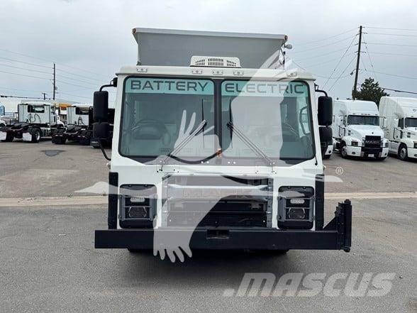 Mack LR64 Građevinarstvo – ostalo