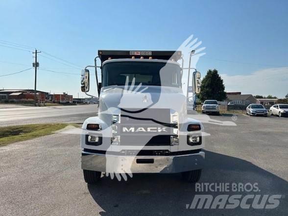 Mack MD6 Kiper kamioni