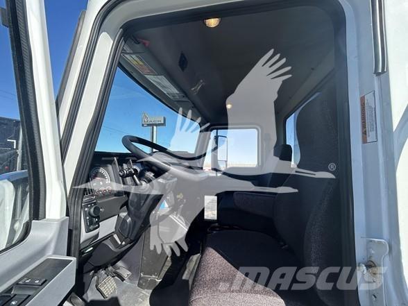 Mack MD6 Kiper kamioni