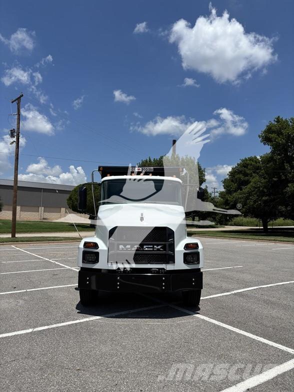 Mack MD6 Kiper kamioni