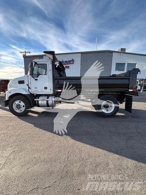 Mack MD7 Kiper kamioni