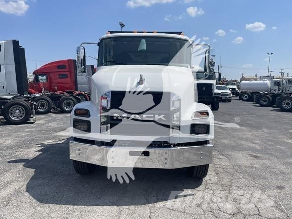 Mack MD7 Kiper kamioni