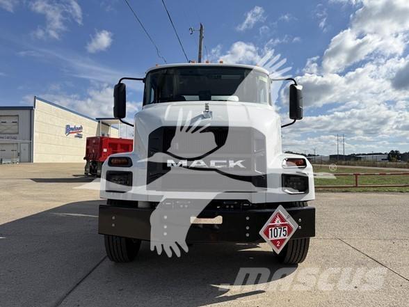 Mack MD7 Građevinarstvo – ostalo