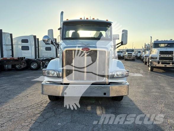 Peterbilt 567 Traktorske jedinice