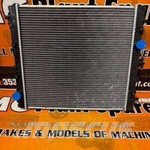 Hitachi ZX 70 Radijatori