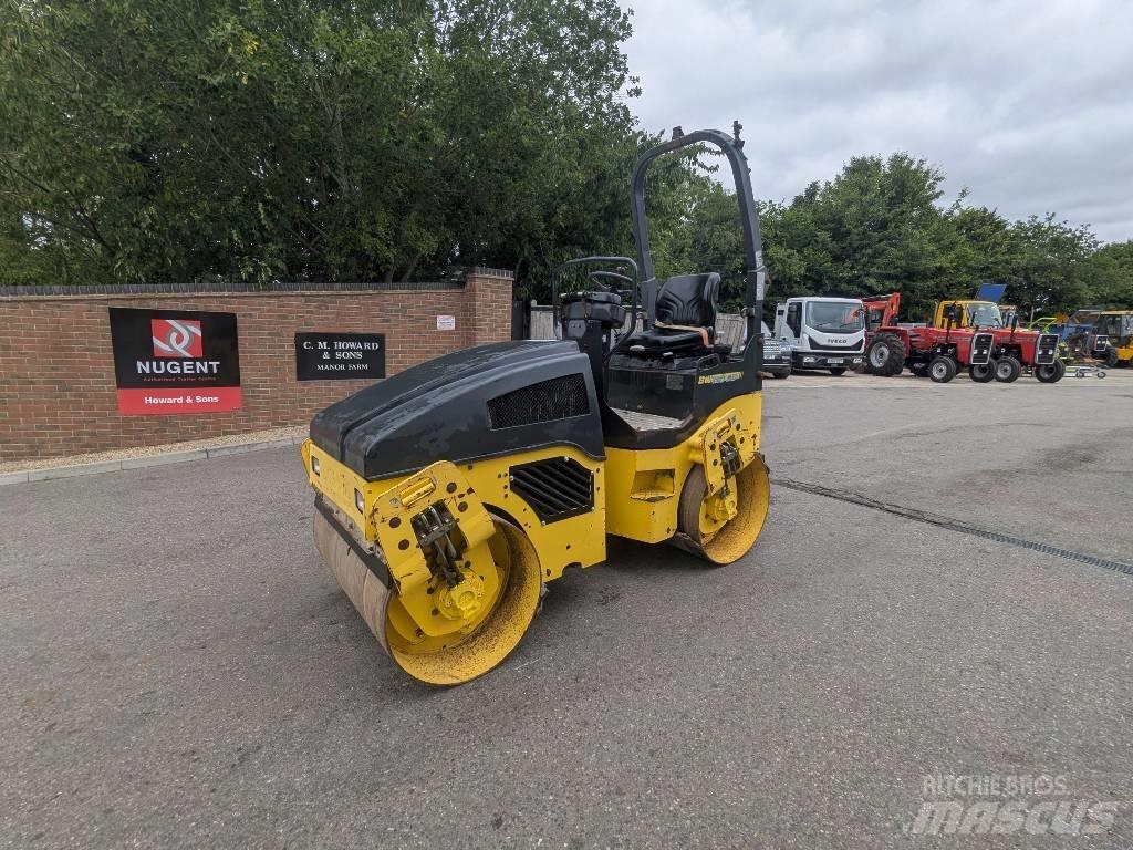 Bomag BW 120 AD-4 Valjci sa dvojnim bubnjem