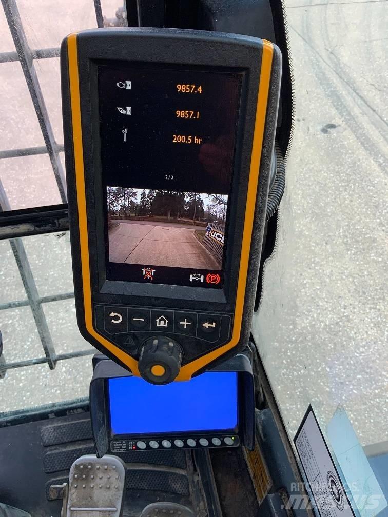 JCB JS 20 MH Bageri za manipuliranje materijalom / otpadom