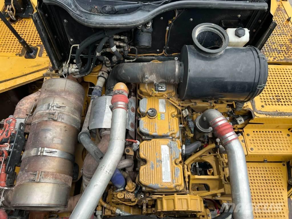 CAT 735B Zglobni demperi