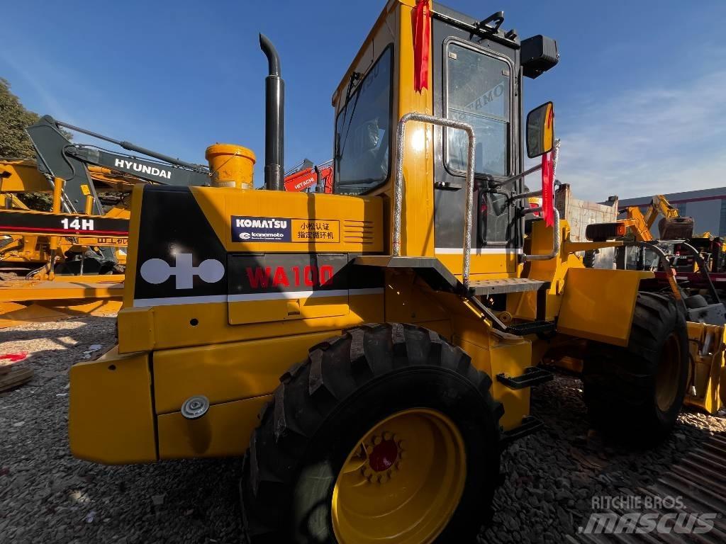 Komatsu WA100 Utovarivači na kotačima