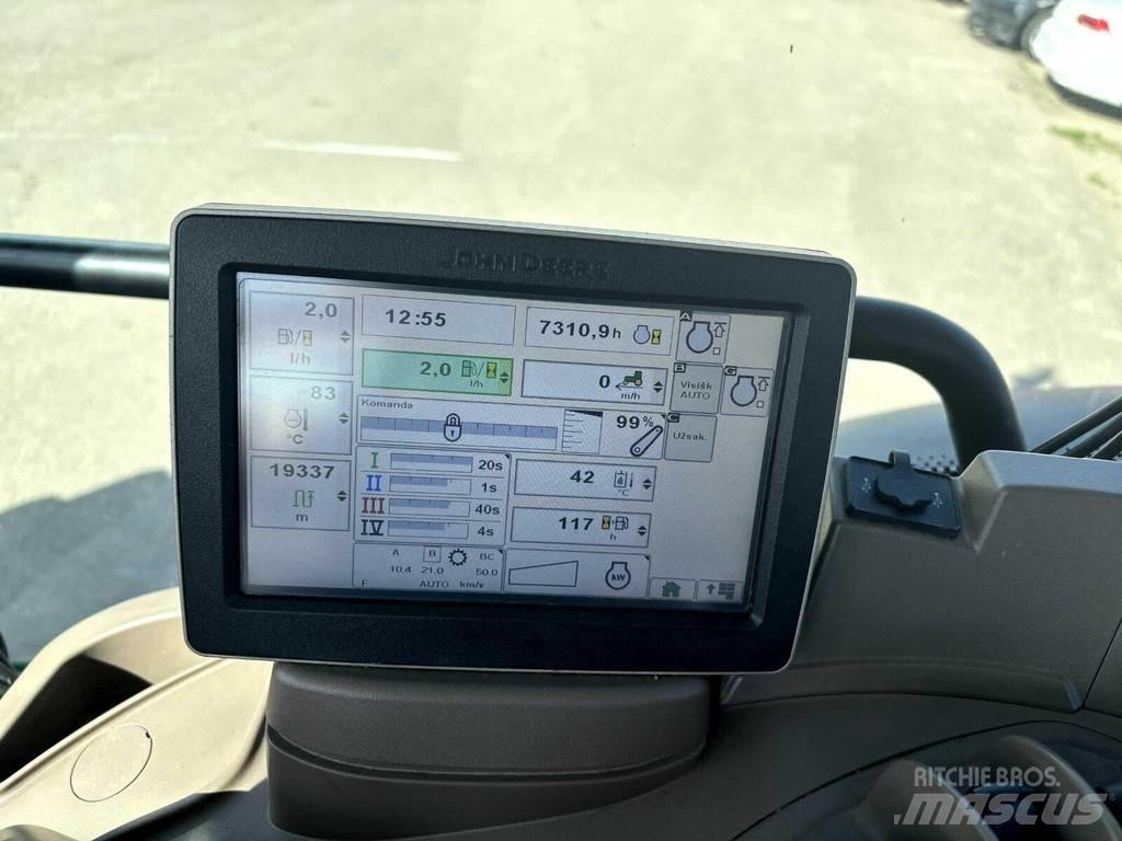 John Deere 6150R Traktori