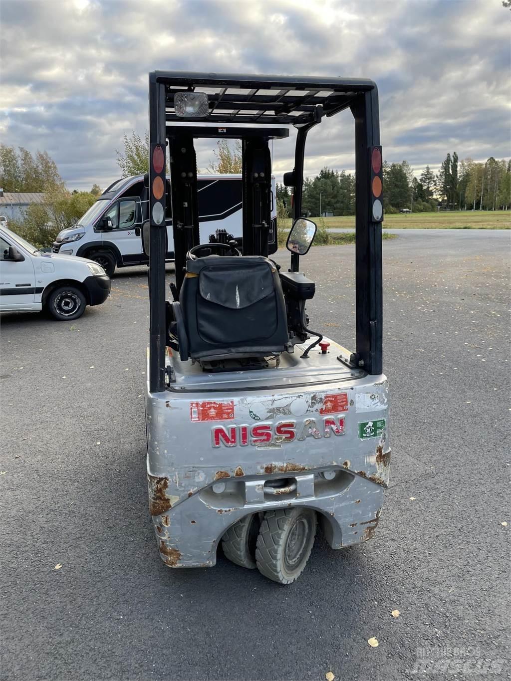 Nissan 15 Električni viličari