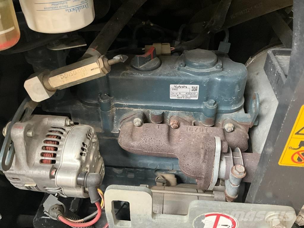 Kubota KX 019-4 Mini bageri <7t