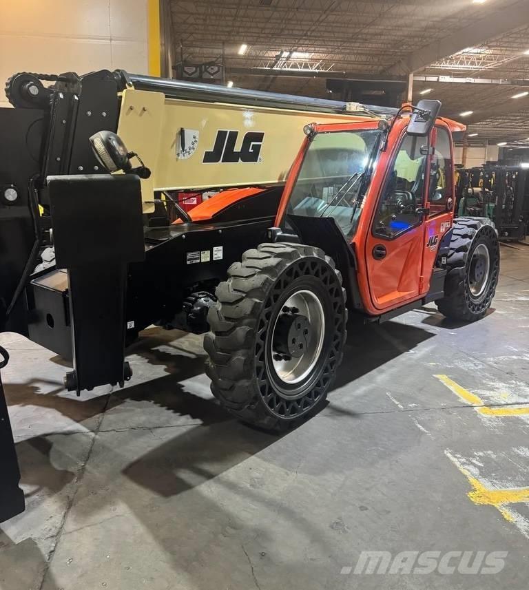 JLG 1255 Teleskopski viličari