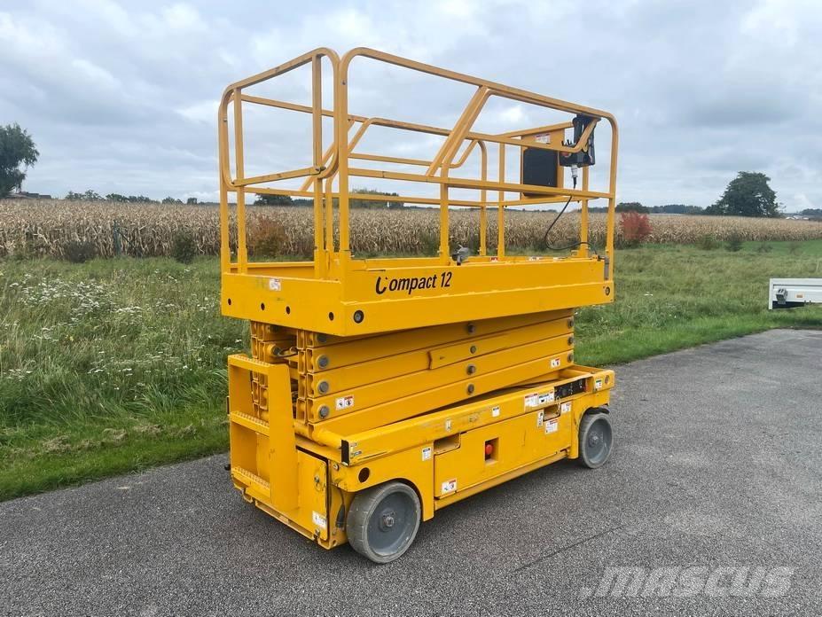 Haulotte Compact 12 Škaraste platforme