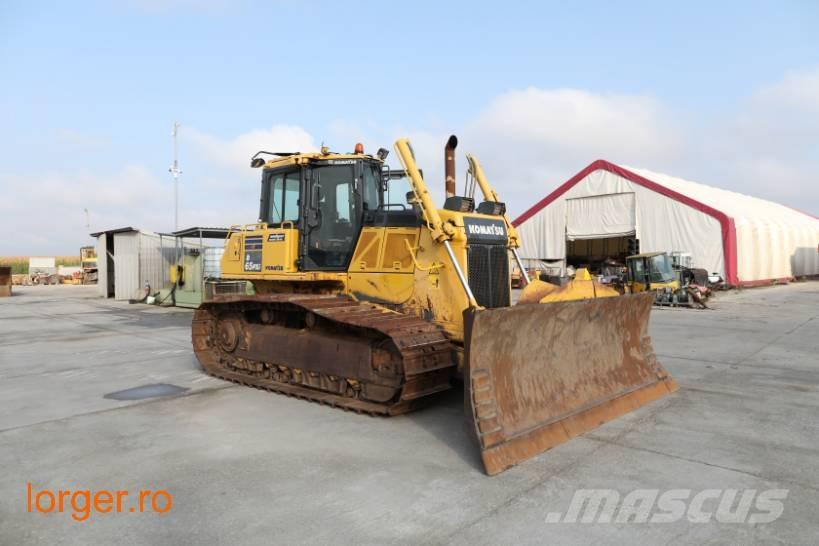 Komatsu D 65 PX-18 Buldožeri gusjeničari