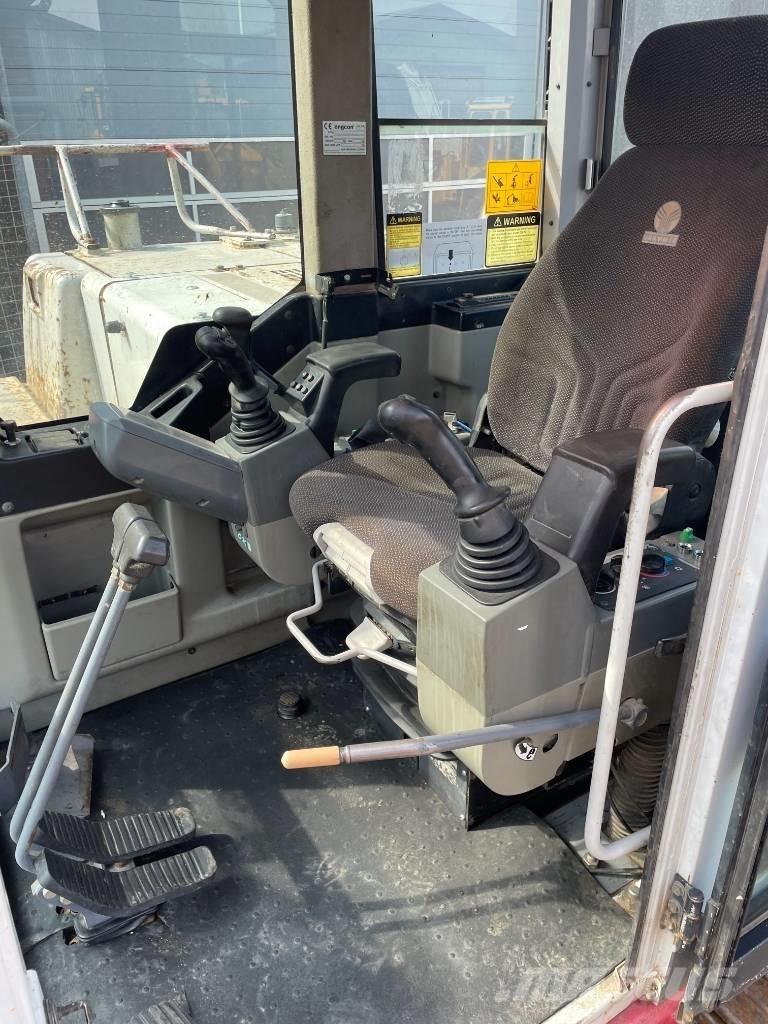 Takeuchi TB1140 Bageri gusjeničari