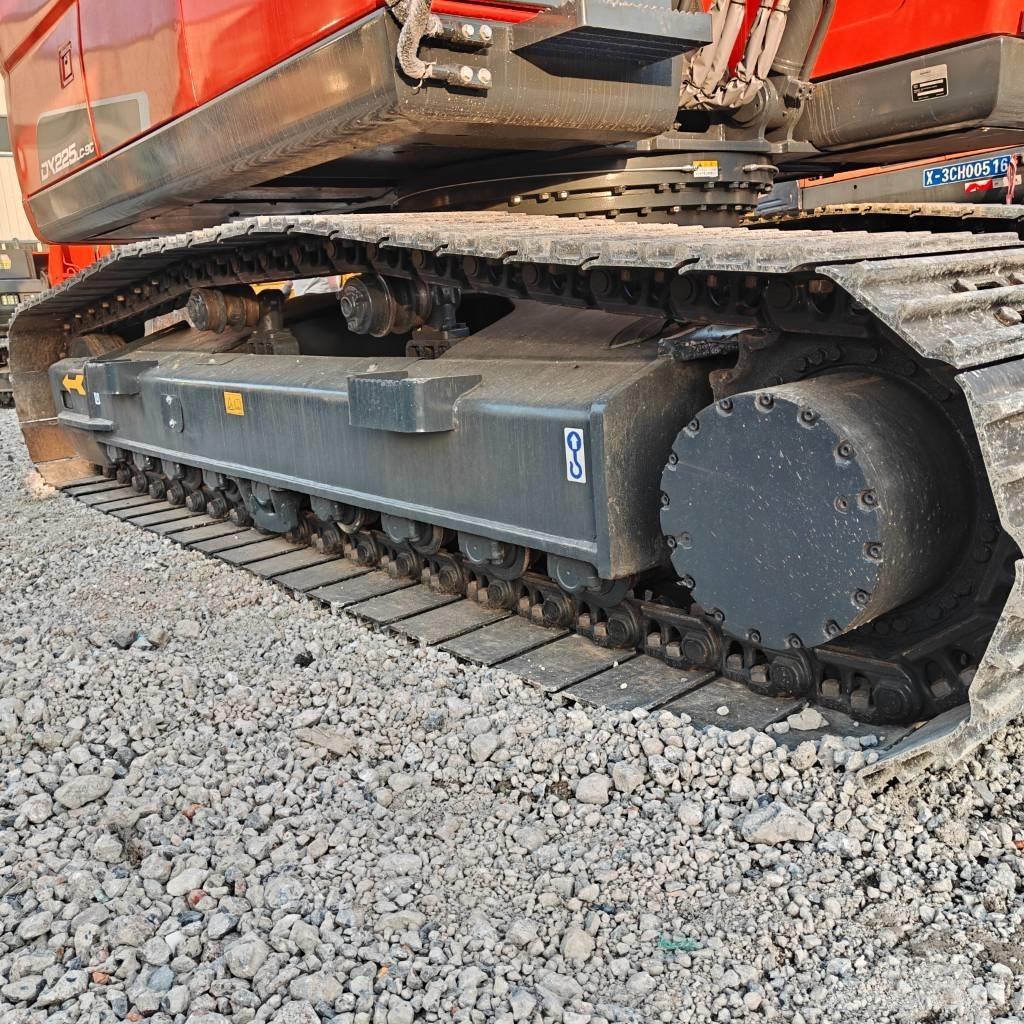 Doosan DX225LC-9C Bageri gusjeničari