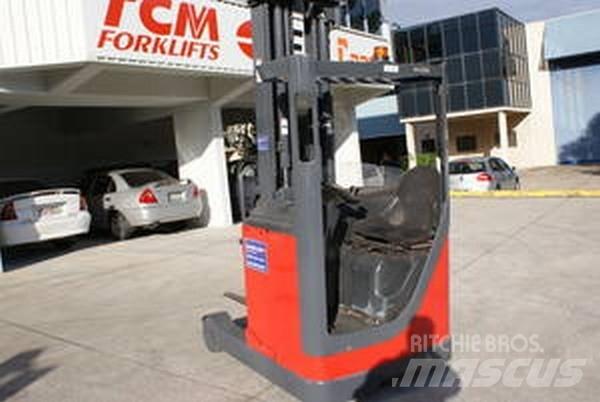 Linde R14 Viličari sa pomičnim stupom