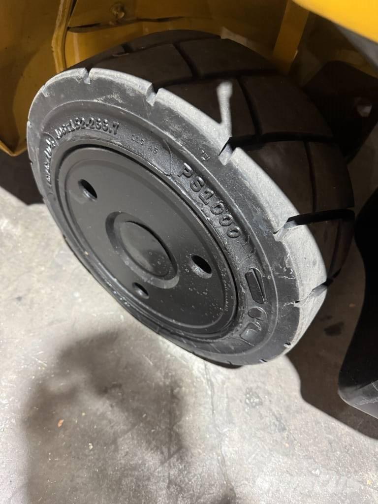 CAT 2C 6000 Viličari - ostalo