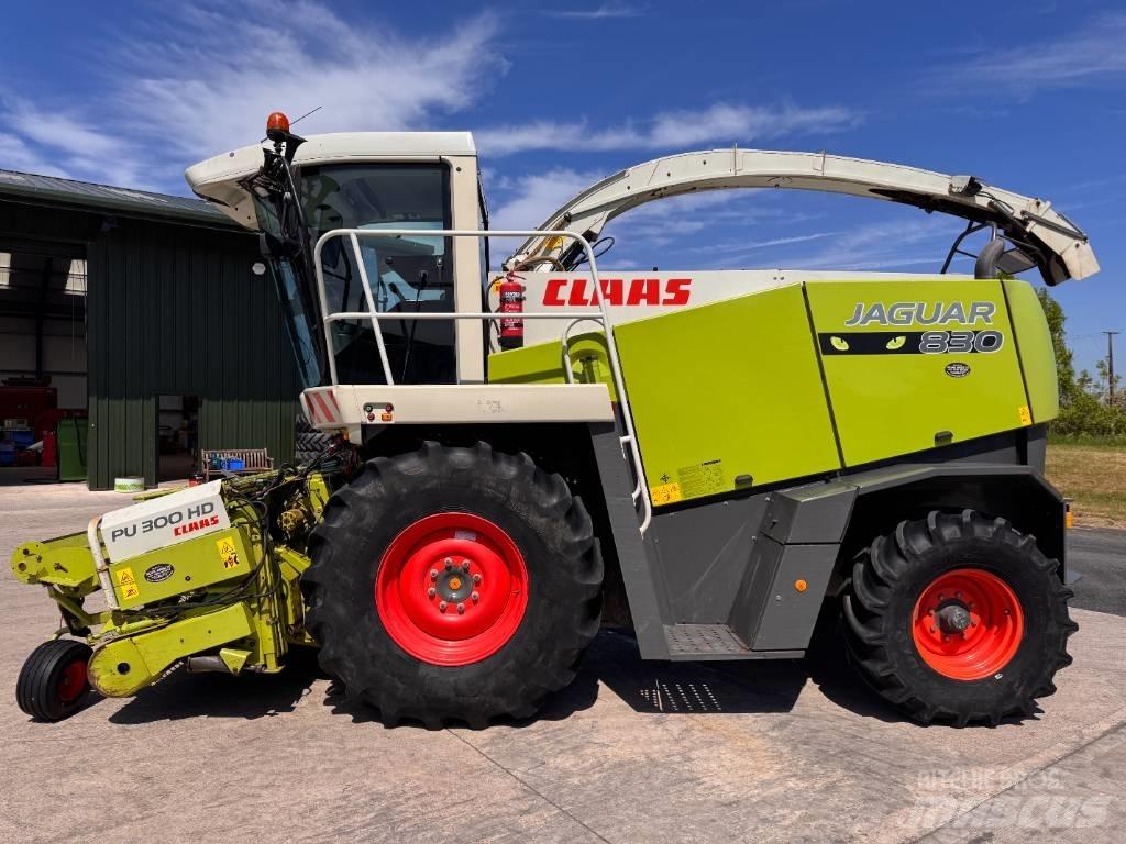 CLAAS Jaguar 830 Strojevi za krmu na vlastiti pogon