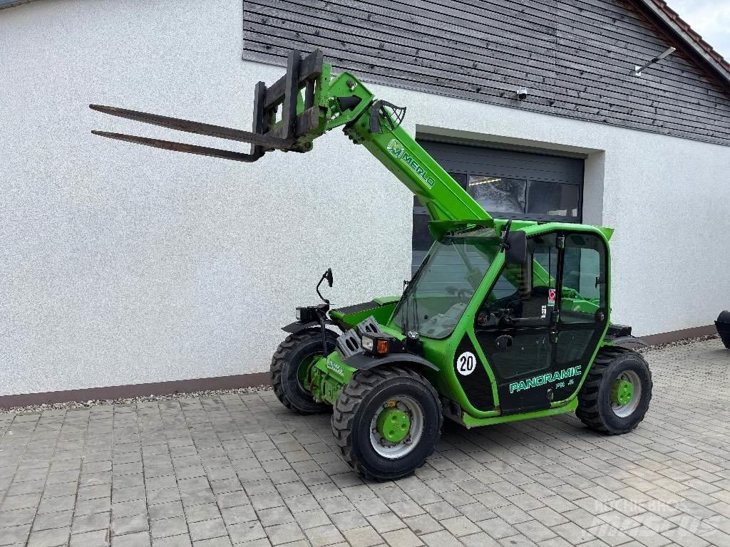Merlo P 25.6 Teleskopski viličari