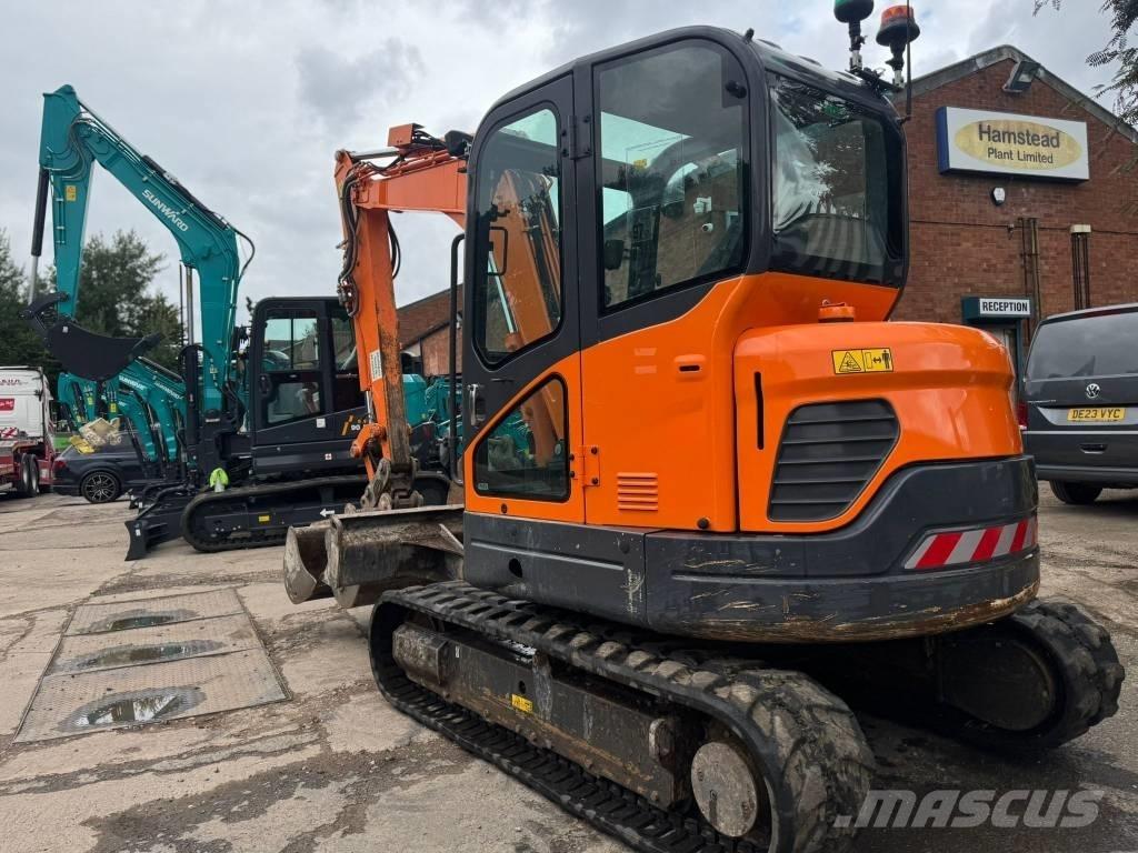 Doosan DX 63-3 Bageri gusjeničari