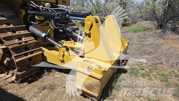 CAT D9T Buldožeri gusjeničari