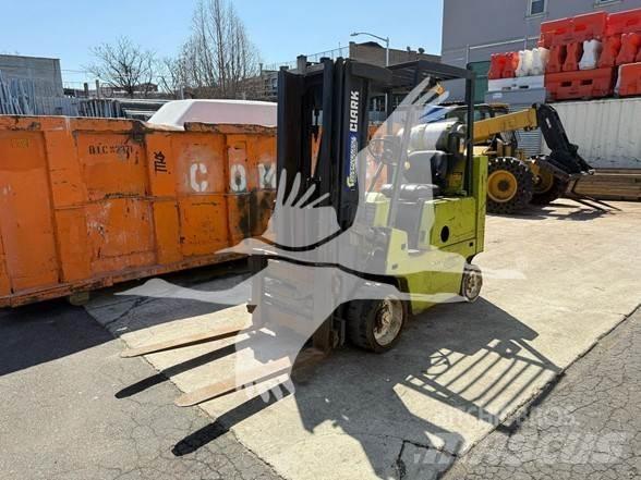 Clark C500S80 Dizelski viličari