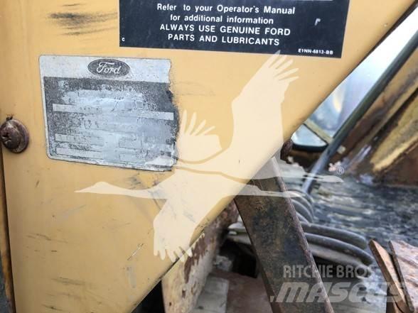 Ford 555B Utovarni rovokopači