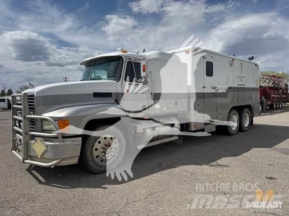 Mack CH613 Ostalo
