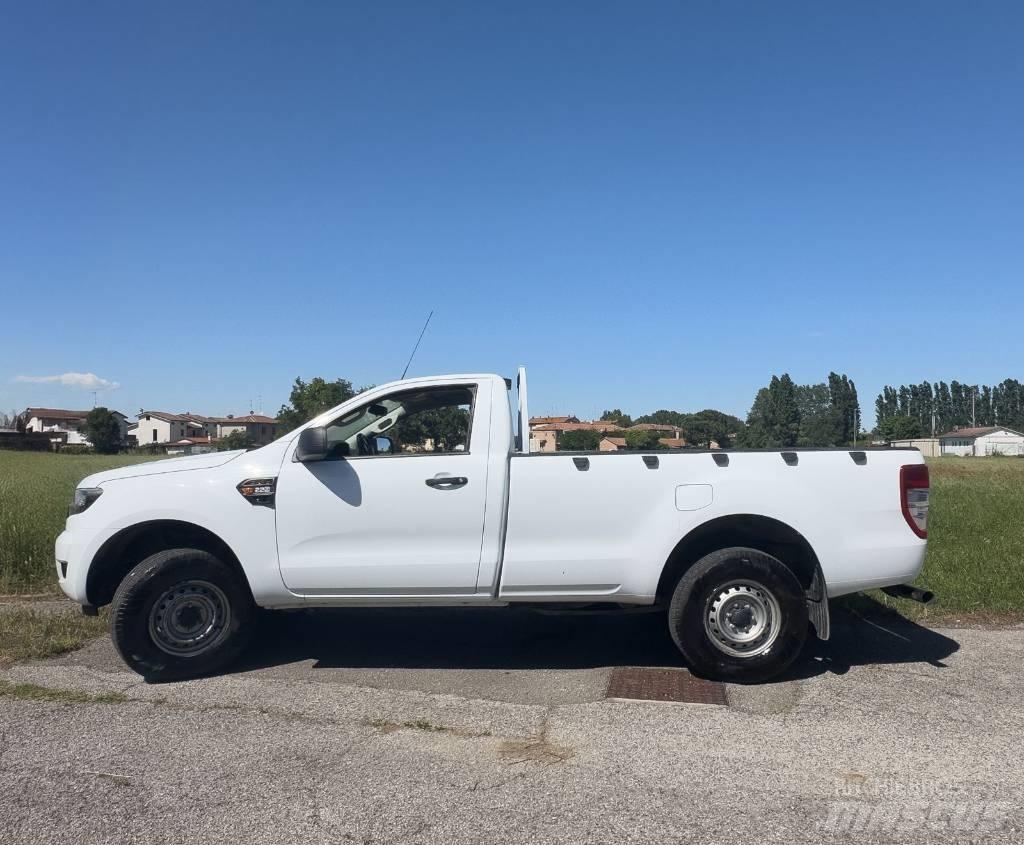 Ford Ranger XL Kiperi