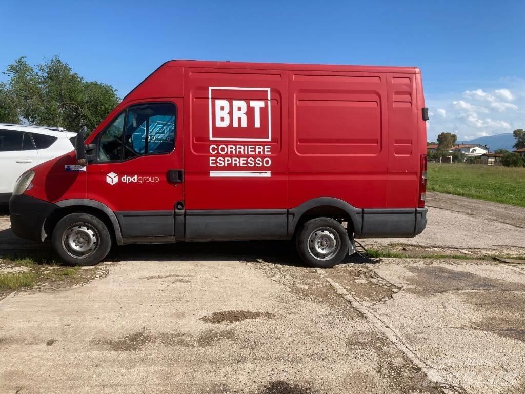 Iveco 35S Dostavna vozila / kombiji