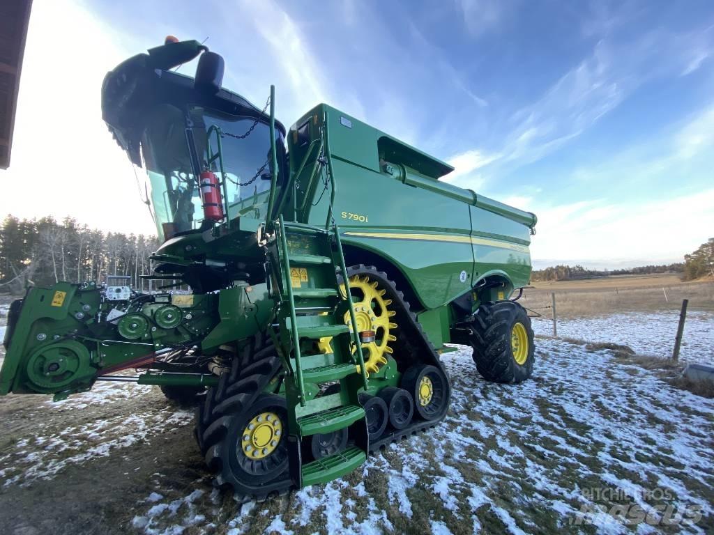 John Deere S790i Kombajni