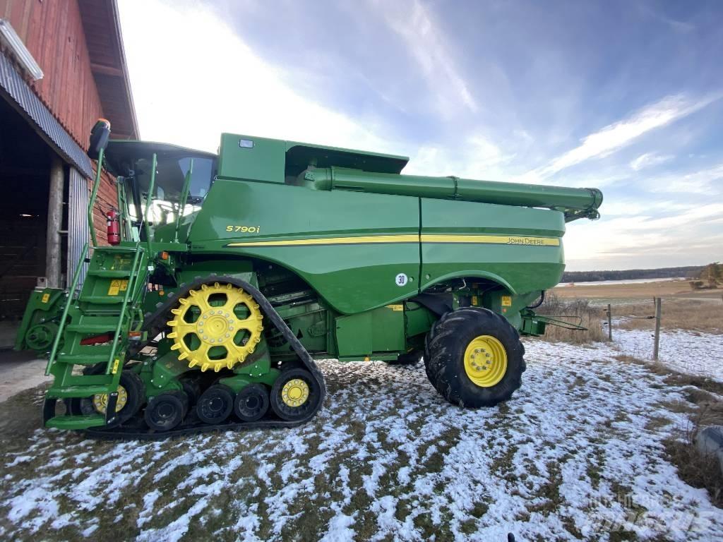 John Deere S790i Kombajni