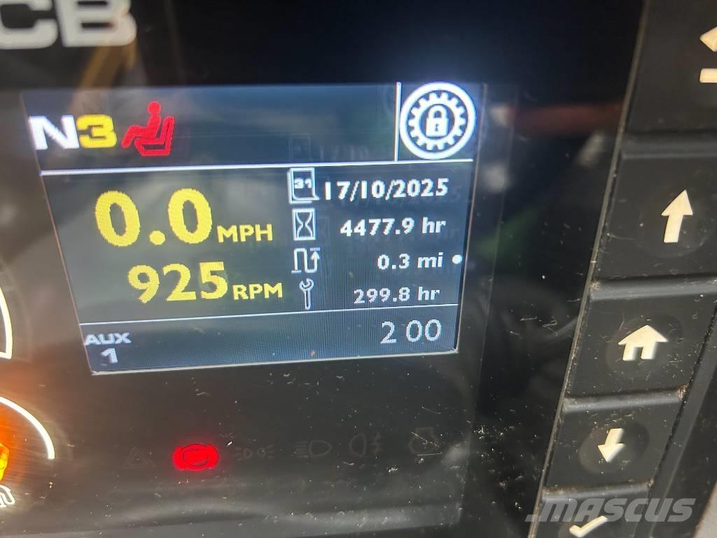 JCB TM420S Poljoprivredni teleskopski utovarivači