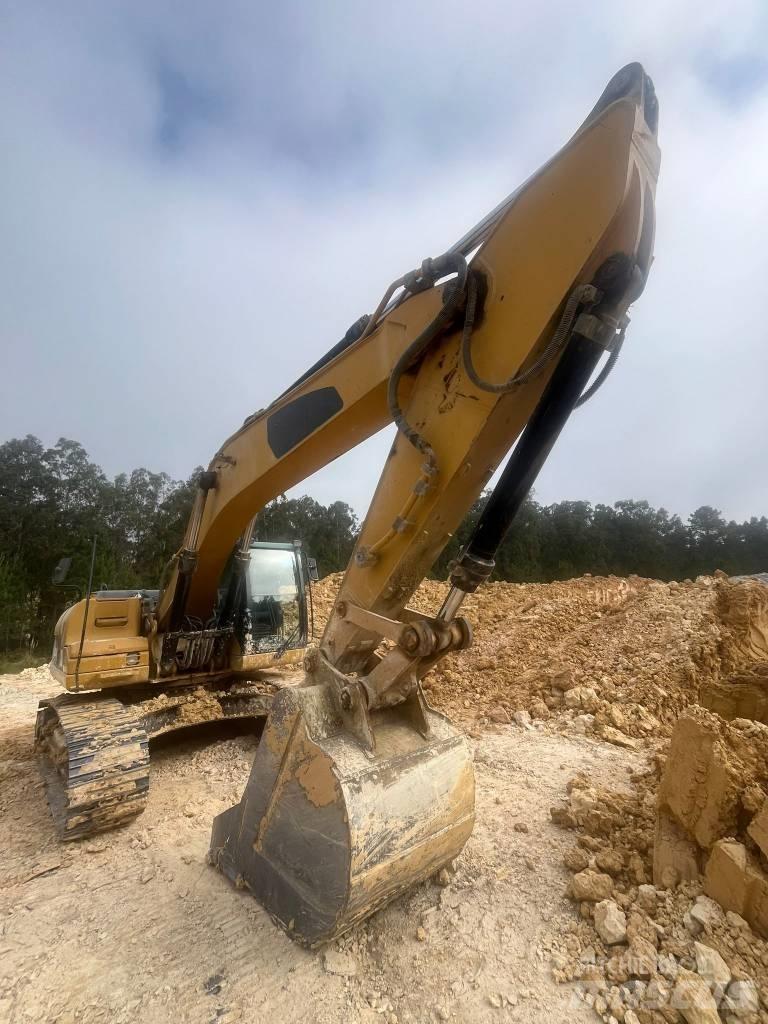 CAT 324 D Bageri gusjeničari