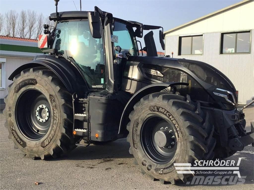 Valtra Q 305 Traktori