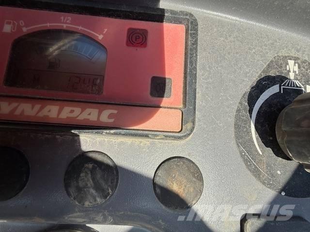 Dynapac CC 1300 Valjci sa dvojnim bubnjem