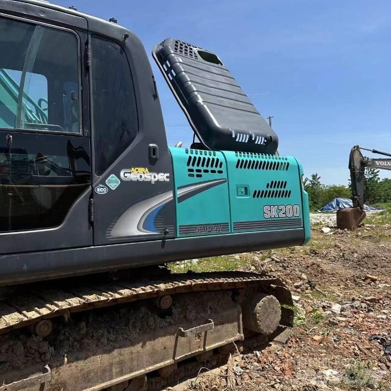 Kobelco SK 200 Bageri gusjeničari