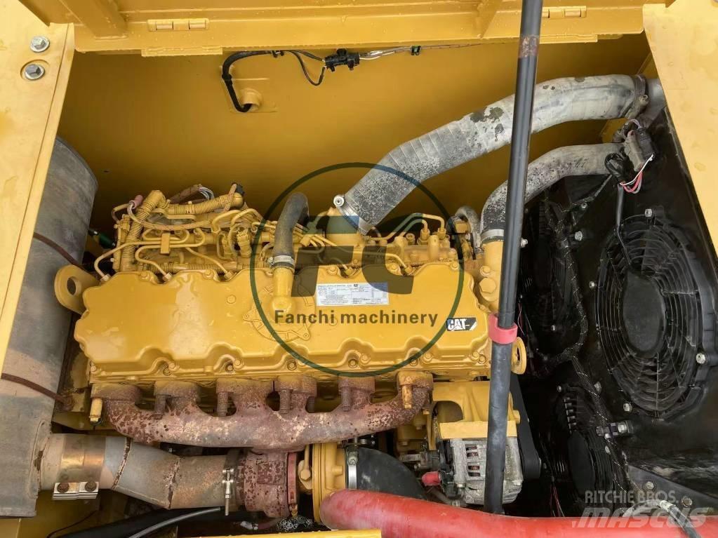 CAT 320 Bageri gusjeničari