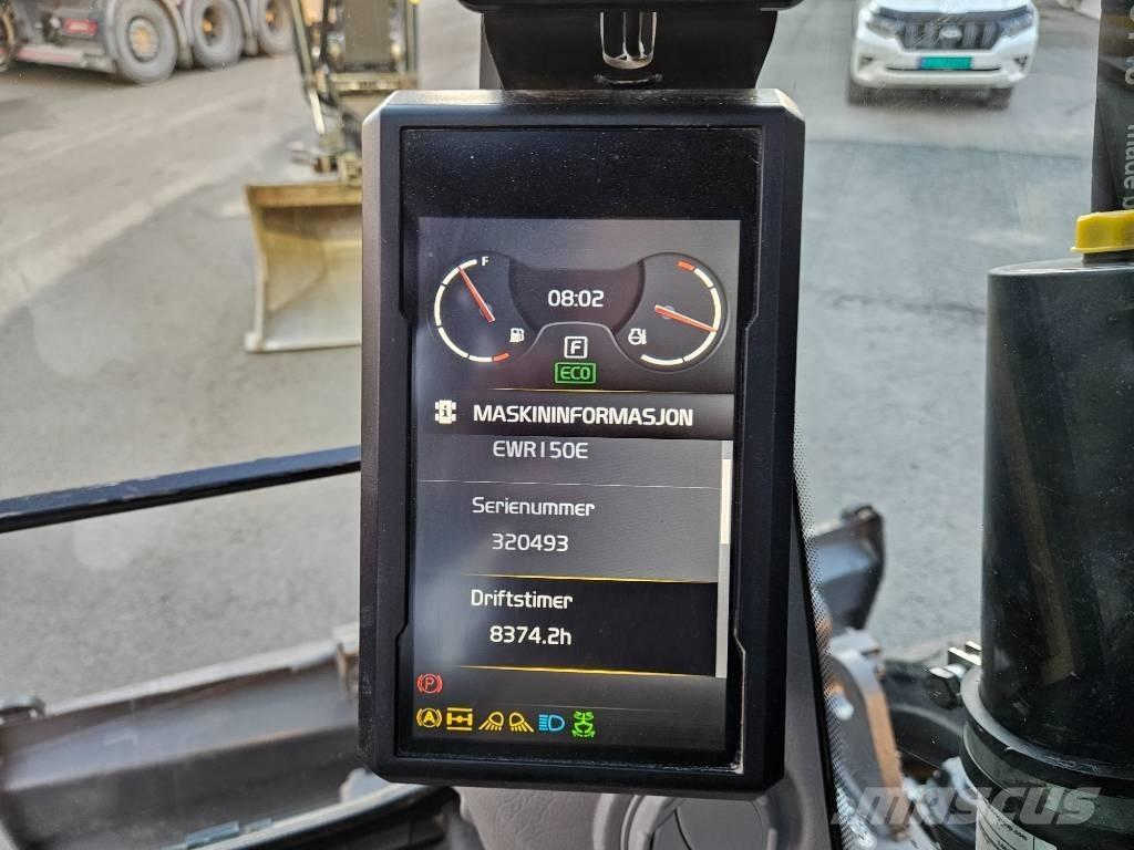 Volvo EWR 150 Bageri na kotačima