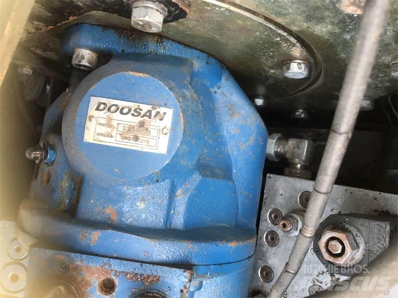 Doosan DX60 Bageri gusjeničari