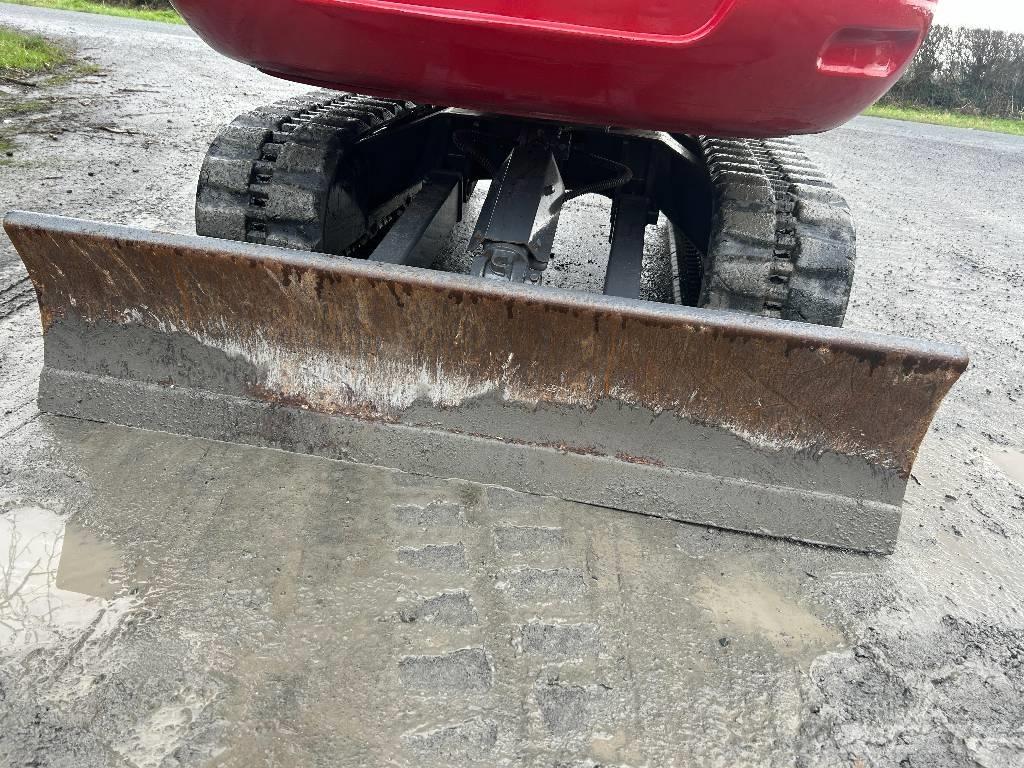 Takeuchi TB 230 Mini bageri <7t