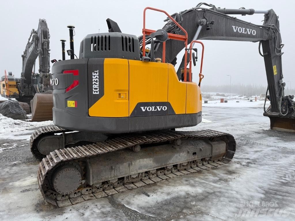 Volvo EC 235 EL Bageri gusjeničari