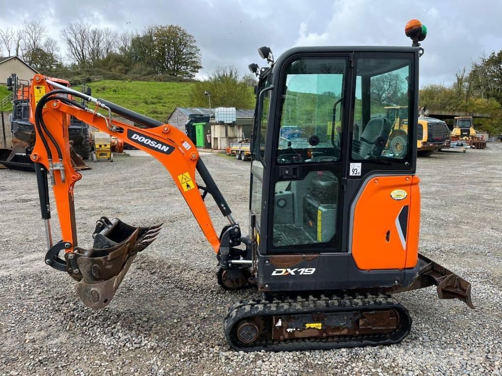 Doosan DX 19 Mini bageri <7t