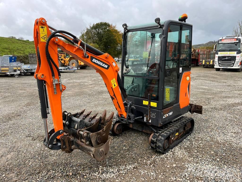 Doosan DX 19 Mini bageri <7t