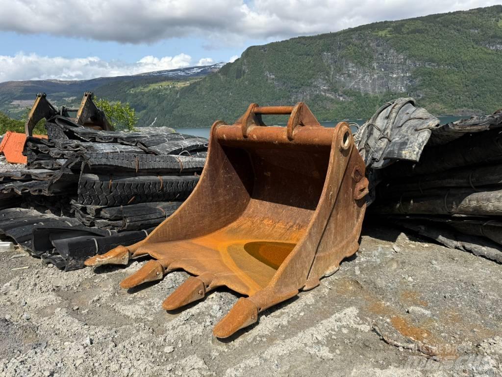 Doosan DX 300 LC-5 Bageri gusjeničari