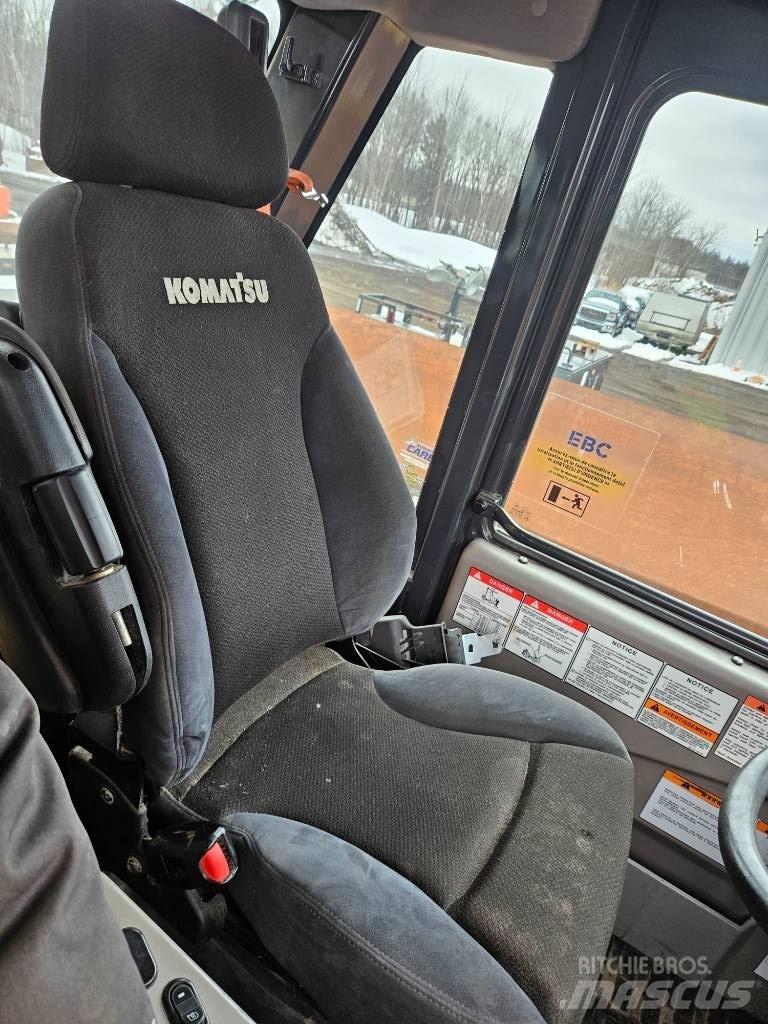 Komatsu HD465-8 Demperi za gradilišta